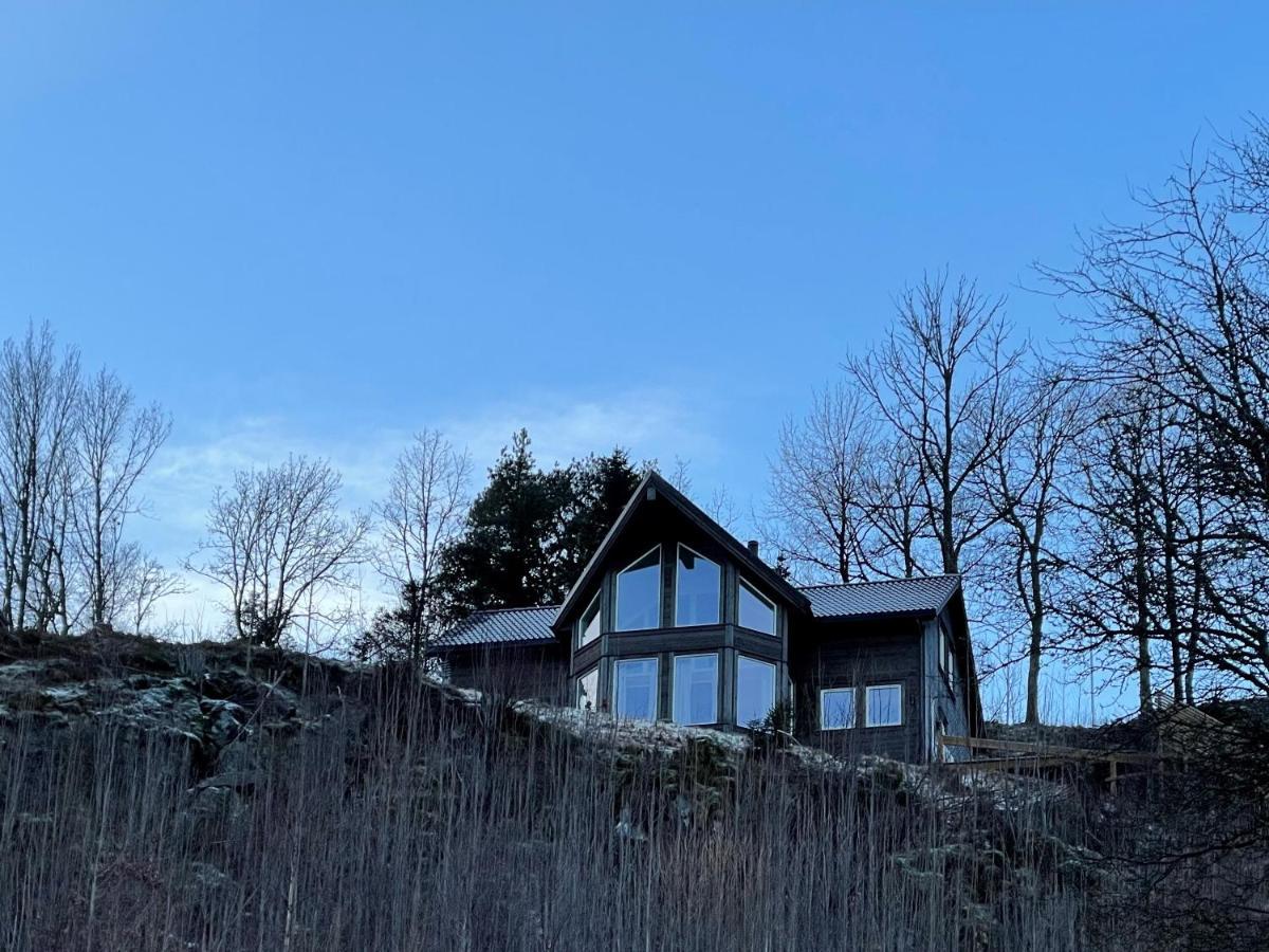 Lakes And Mountain, We Got Both! Moi Exterior foto
